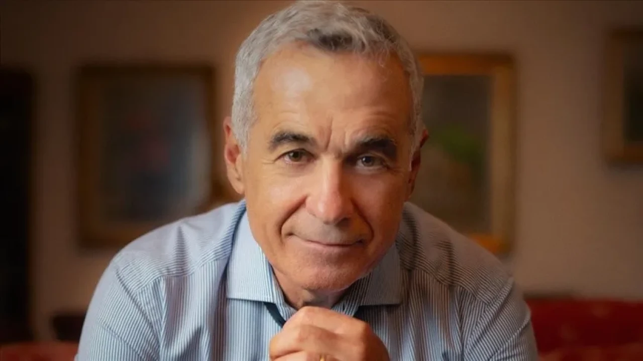 Romanya'da Seçim Krizi Büyüyor! İlk Turun Galibi Georgescu Trafikte Gözaltına Alındı