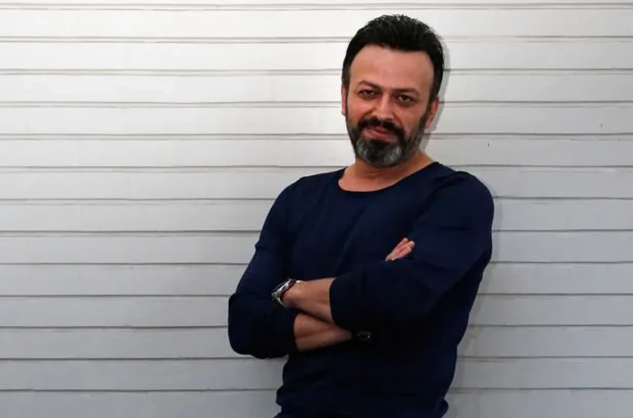 Kardelenler Dizisi Raci Kimdir? Serhat Kılıç’ın Hayatı, Evli Mi, Eşi Kim, Kariyeri ve Özel Yaşamı