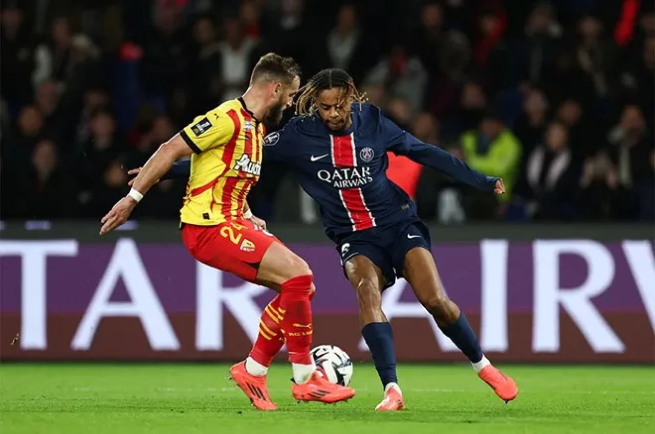 Beşiktaş'ın Transfer Listesinde! Jonathan Gradit Kimdir, Hangi Mevkide Oynuyor?