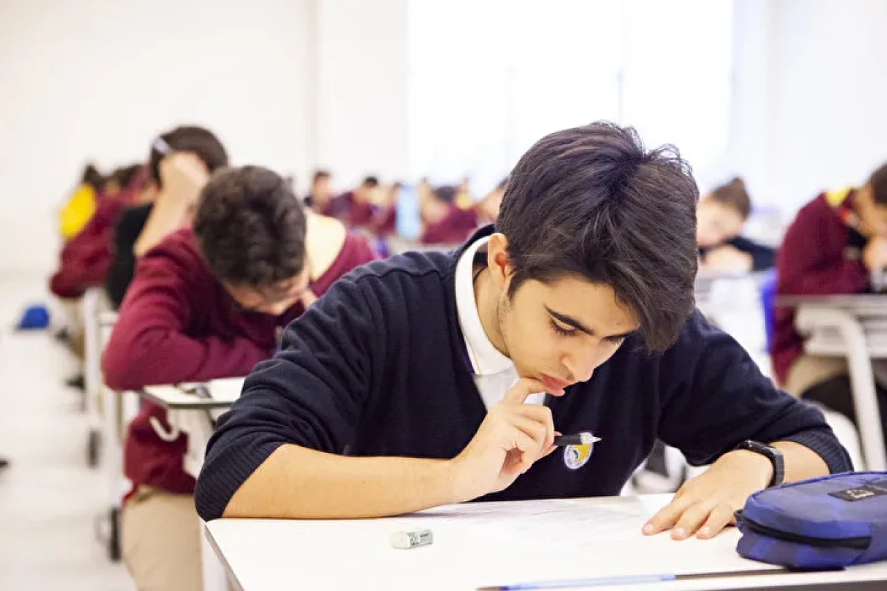 3 Şubat Pazartesi Okullarda 3 Ders mi İşlenecek! MEB’den Açıklama Geldi!