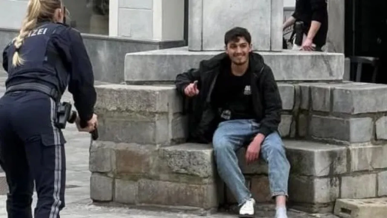 Kan donduran saldırı: 7 kişiyi bıçaklayıp oturup güldü!