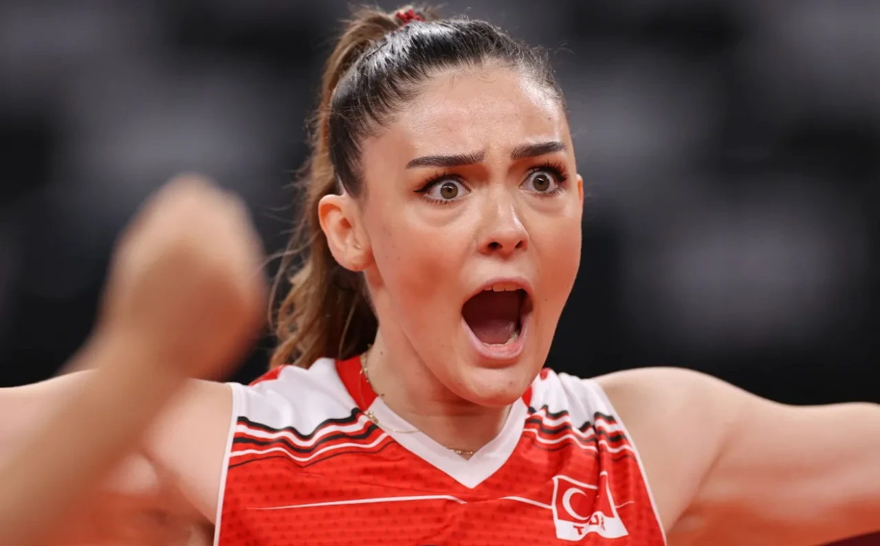 Bu Transfer Çok Konuşulacaktı! Zehra Güneş’in Yeni Sezon Kararı Şaşırttı!