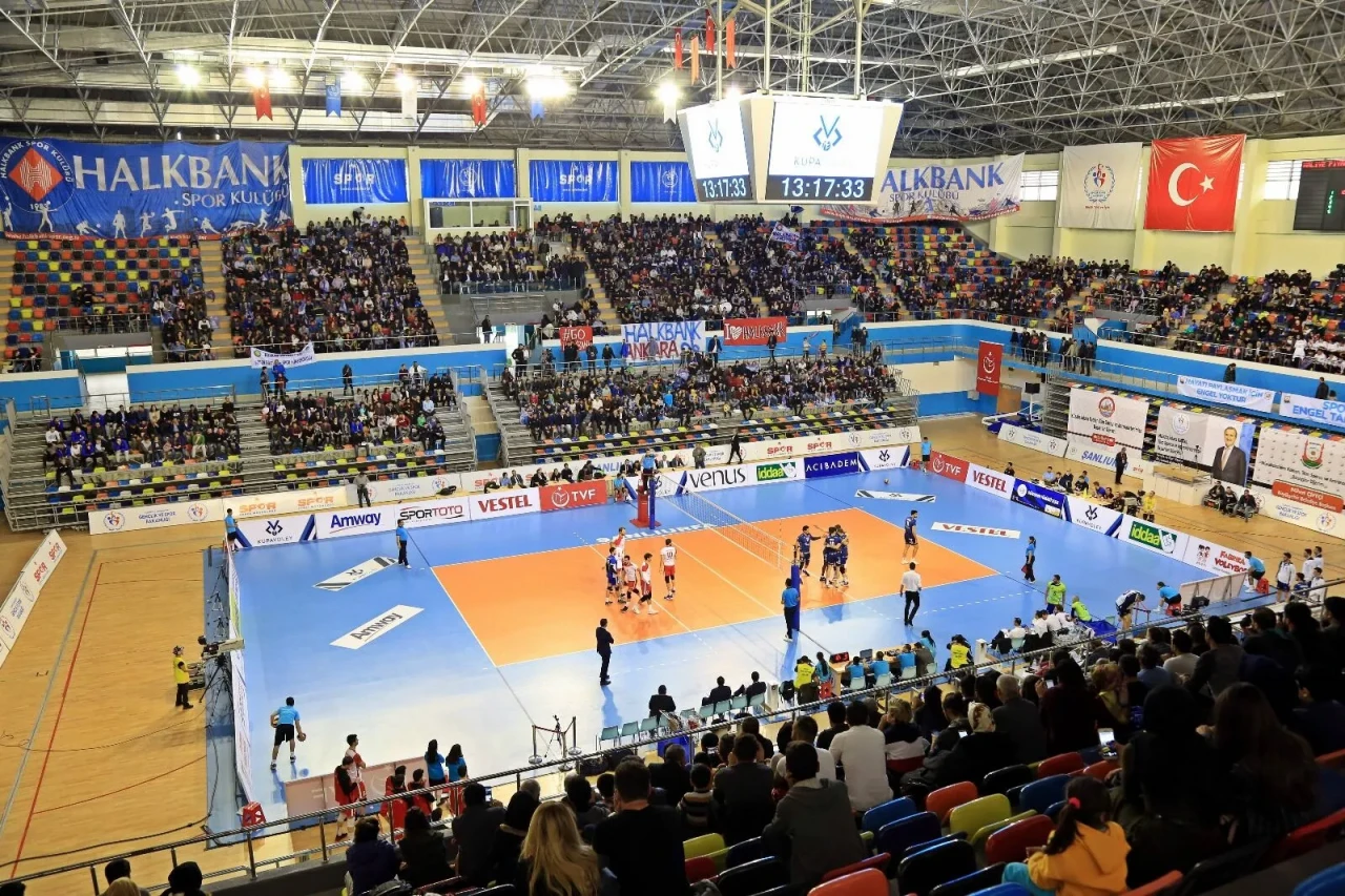 11 Nisan Kapalı Spor Salonu Nerede? Konumu ve Özellikleri! Nasıl Gidilir?