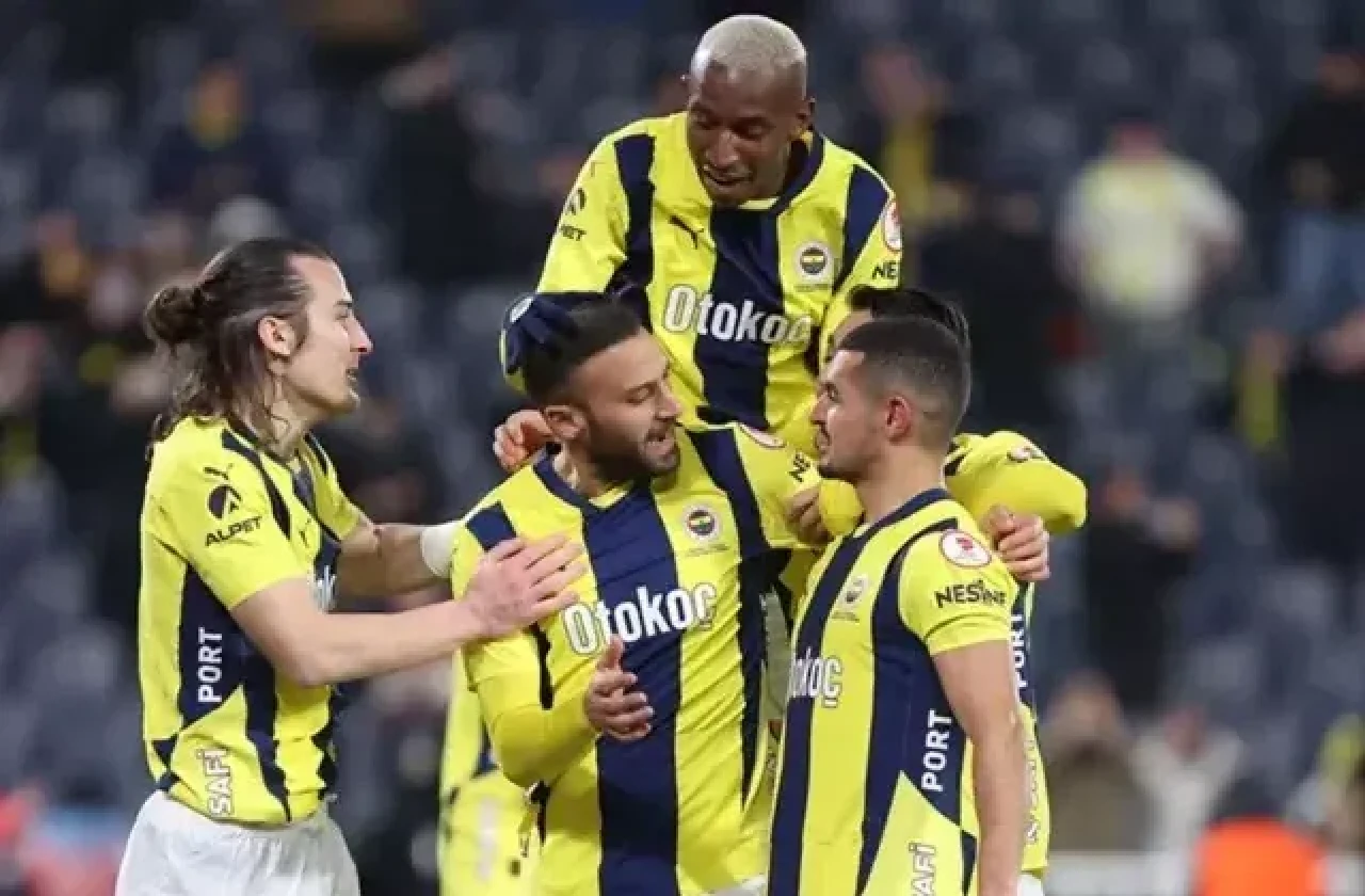 Fenerbahçe’de UEFA Liste Dışı Kalan Futbolcular Kim? İşte Kadroya Alınmayan İsimler!