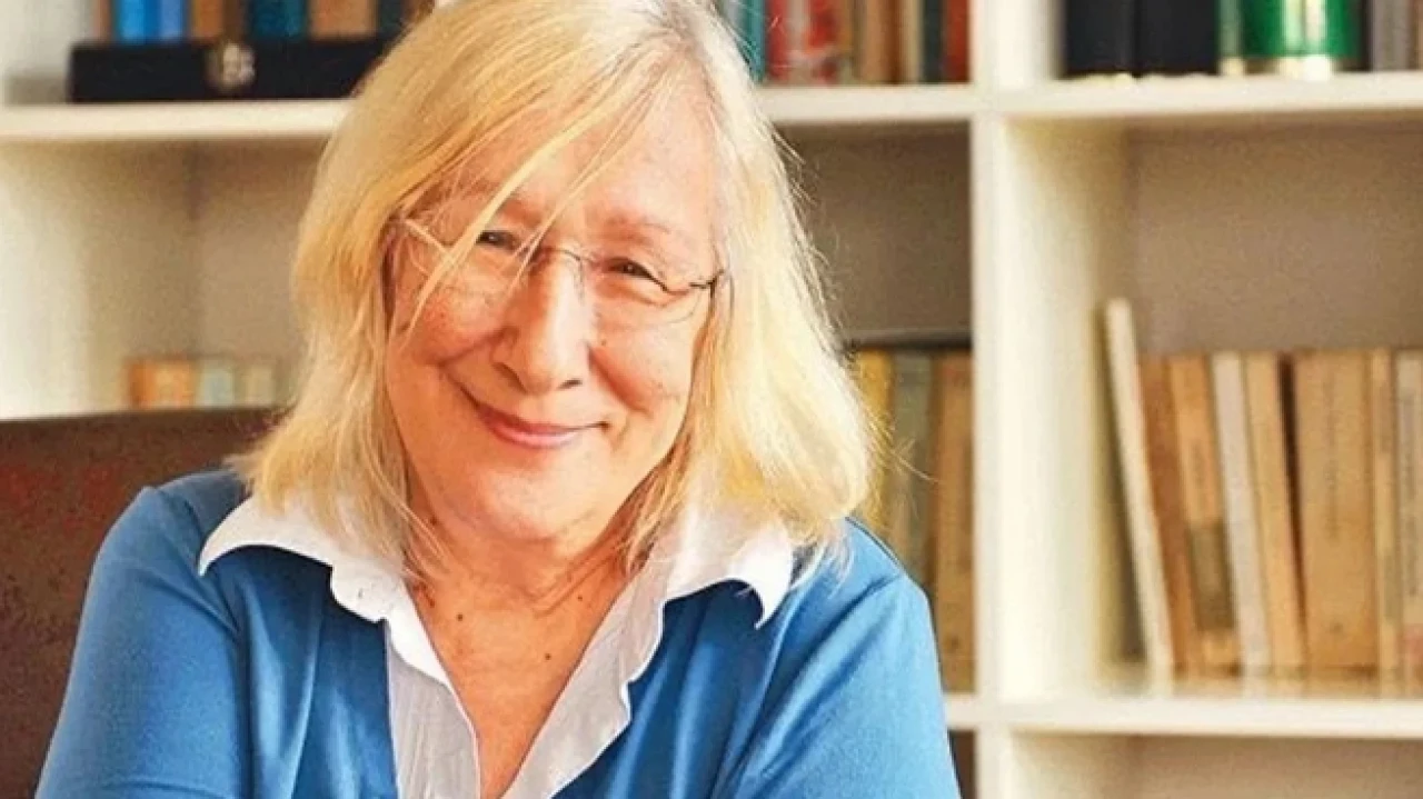 Alev Alatlı kimdir, neden öldü? Göçmen mi? Hastalığı neydi, evli mi, çocuğu var mı? Hayatı ve biyografisi!