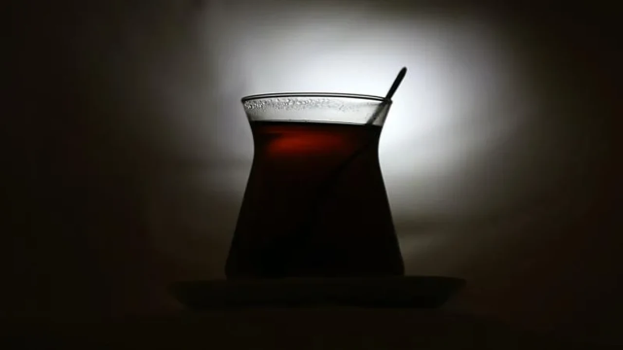 İngiltere’de İlginç Dava! Çay Sırasına Alınmayan Hemşire Tazminat Kazandı