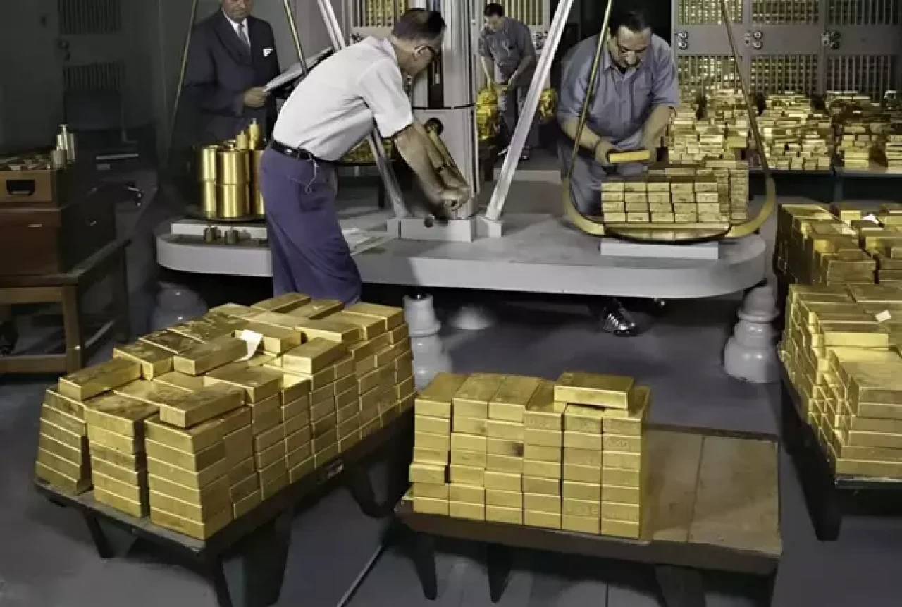 Trump’ın Altın Hamlesi! JPMorgan 4 Milyar Dolarlık Altını Acil ABD’ye Taşıyor