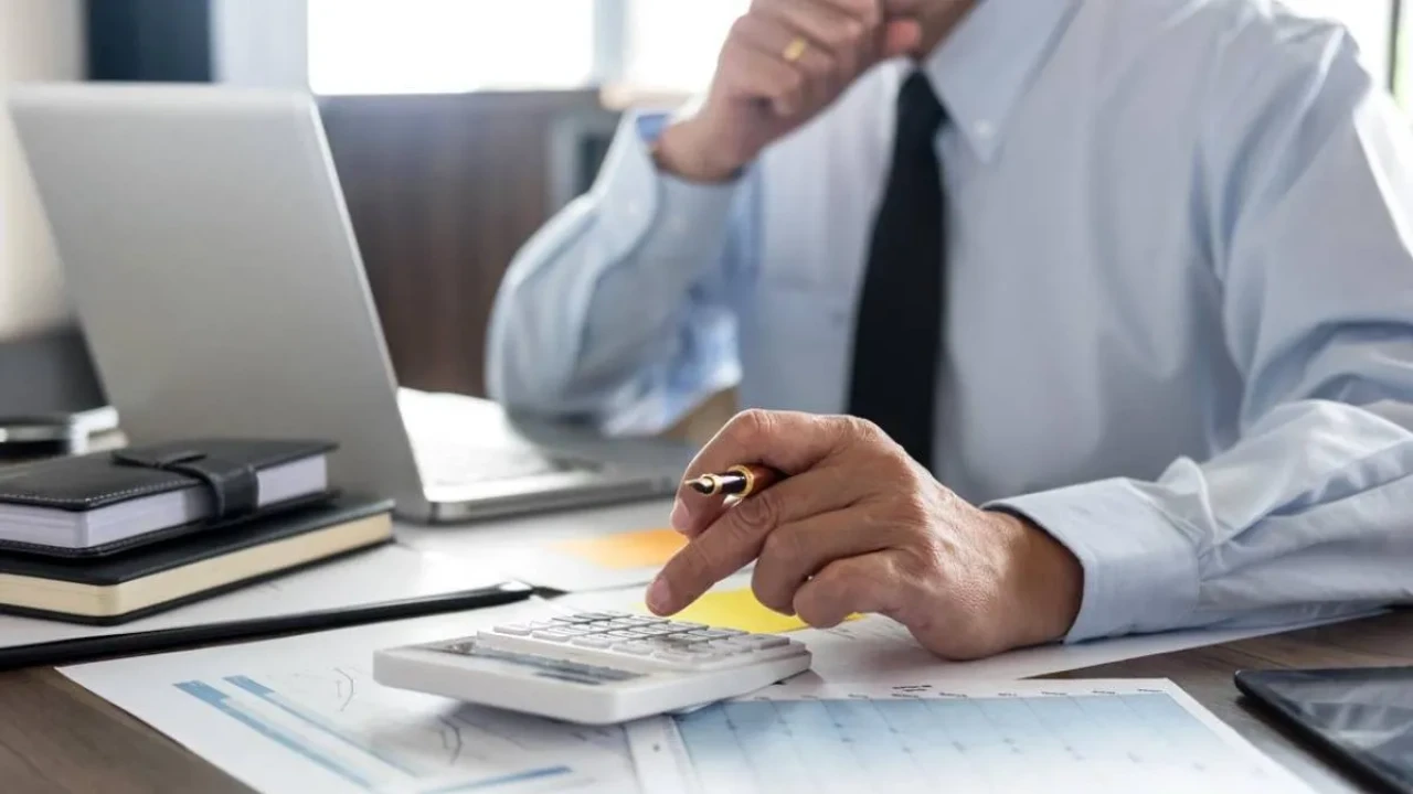 İstanbul'da Kamu, Memur 13 Şubat'ta Tatil mi? Perşembe Memur, Çalışan İdari İzinli mi?