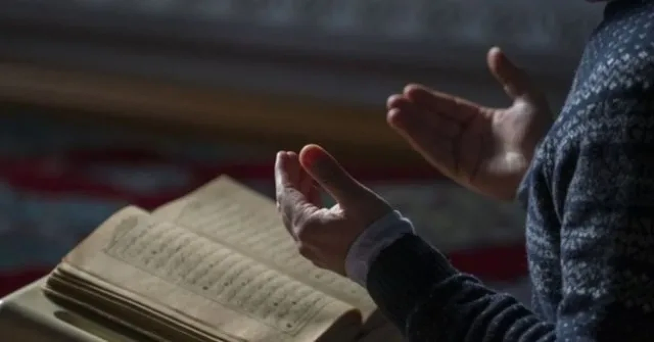 2024 Berat Kandili Orucu Ne Zaman Tutulur? Kandil Günü Tek Gün Oruç Tutulur mu? Berat Gecesi Orucu Nasıl Niyet Edilir?