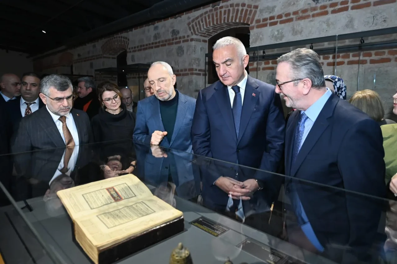 İslam sanatında 11 asırlık yolculuk: Mushaf Sergisi açıldı