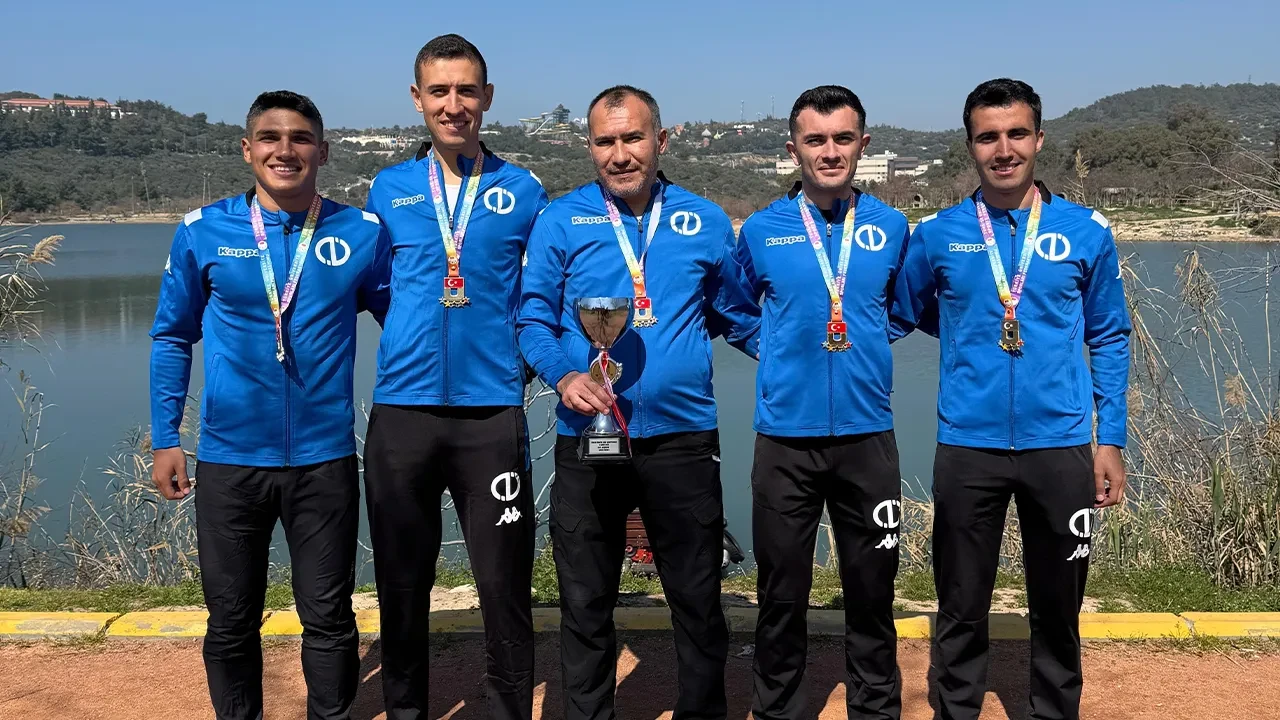 Türkiye Kros Şampiyonası’nda Büyük Zafer! Anadolu Üniversitesi Kupayı Kazandı