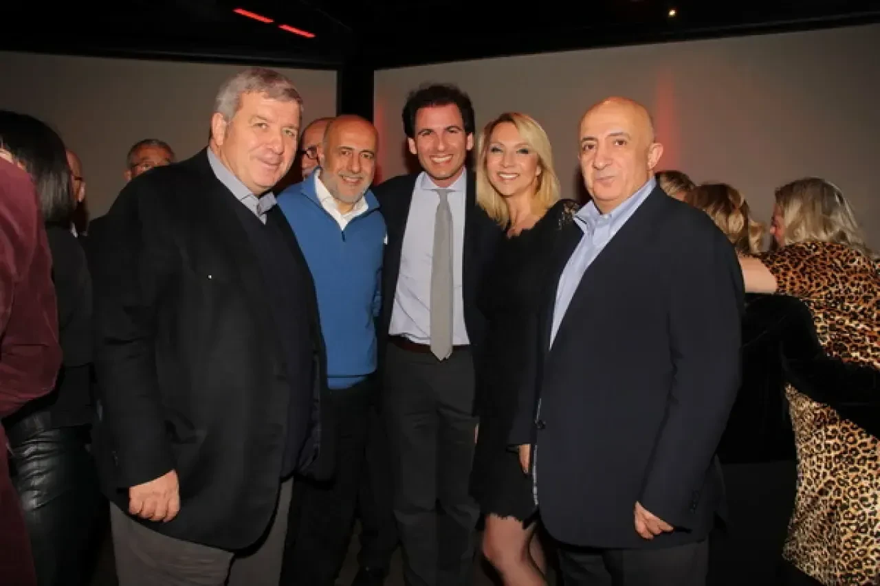 İrfan Karakaş Kimdir? Aslen Nereli, Kaç Yaşında, Evli mi, Eşi kim? Çocukları, Ailesi ve Alevi mi? Hayatı ve Kariyeri