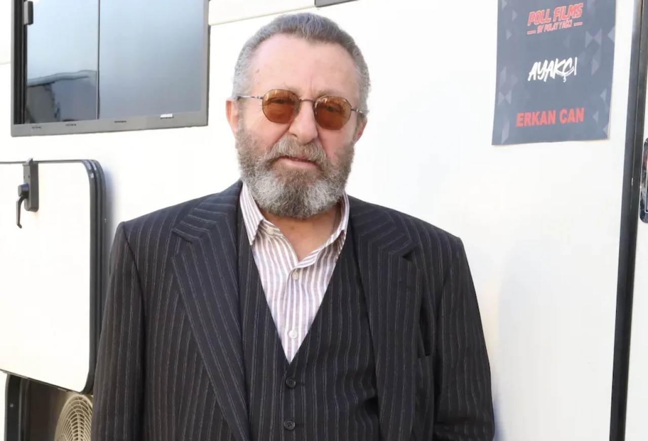 Ayakçı Filmiyle Kahkahaya Hazır Olun! Erkan Can’dan Unutulmaz Performans