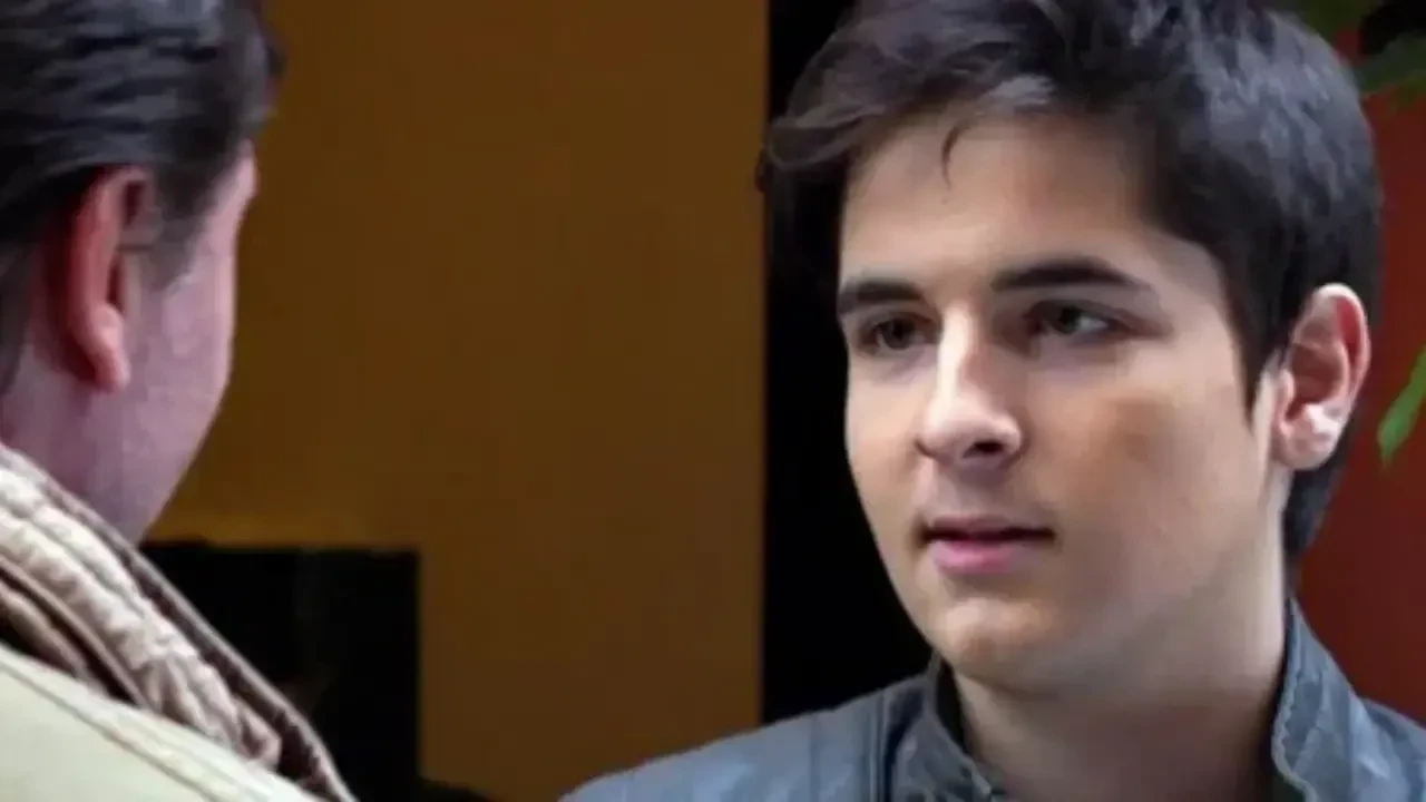 Kerimhan Duman Kimdir, Kaç Yaşında, Aslen Nereli, Sevgilisi Kim, Avukat Mı? Arka Sokaklar’ın Tunç Güneri’si Hakkında Merak Edilenler