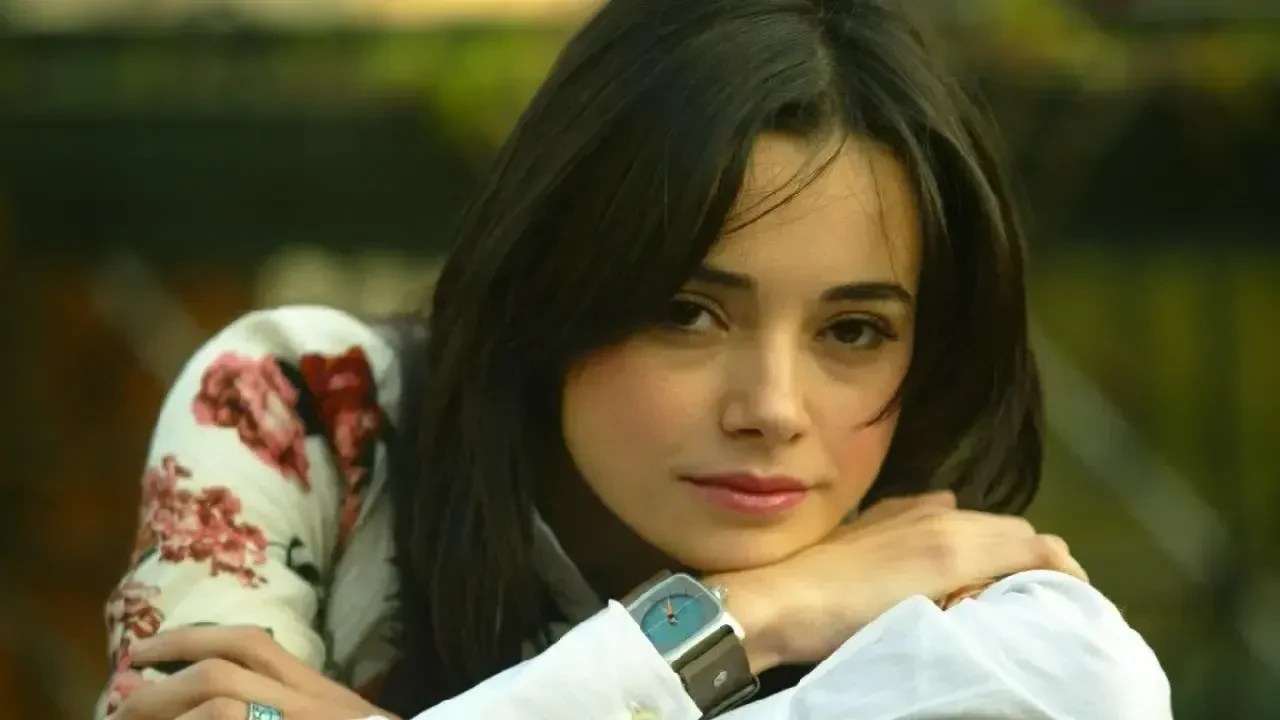 Özgü Namal’ın Eşi Kimdir? Kiminle Evliydi ve Eşi Neden Öldü?