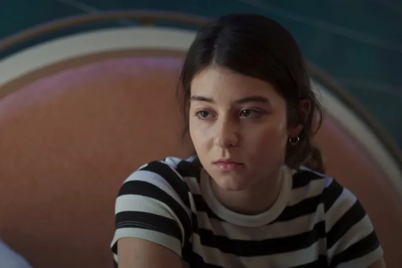 Dora Dalgıç Kimdir? Geleceğin Parlayan Yıldızı – Kaç Yaşında, Aslen Nereli, Sevgilisi Kim, Hangi Okulda, Abisi Kim?