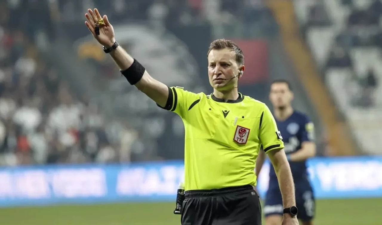 İlk Derbi: Beşiktaş – Galatasaray Maçına Atanan Yasin Kol Kimdir, Kaç Yaşında, Nereli?