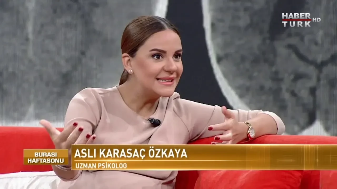 Aslı Özkaya Kimdir? Çocuğu, Kiminle Evli, Aslen Nereli, Evli mi, Eşi Kim, Kaç Yaşında? Kariyeri, Ailesi ve Sunuculuk Yaptığı Programlar