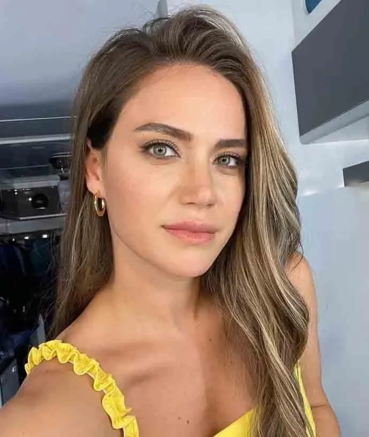 Ceyda Ateş'in Donald Trump Paylaşımı Sosyal Medyada Olay Oldu!