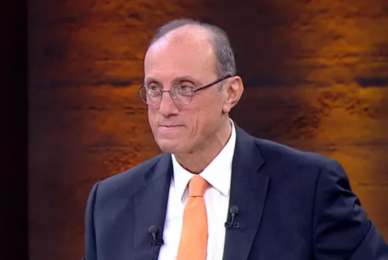 Hurşit Güneş Kimdir, Kaç Yaşında, Nereli, Evli mi, Eşi Kim, Hangi Partiden, Milletvekili mi?