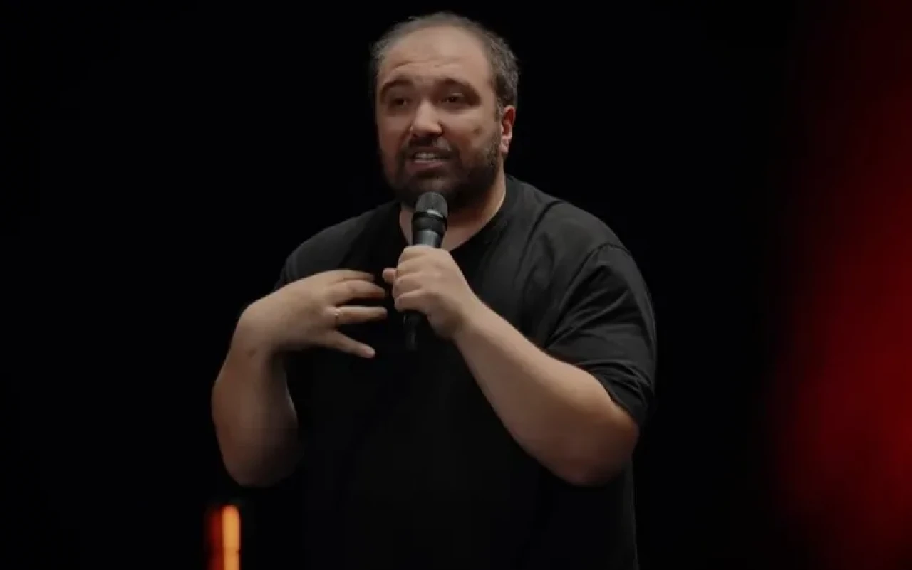 Özgür Turhan Kimdir, Nereli, Hangi Yapımlarda Yer Aldı, Kaç Yaşında, Mesleği Ne? Özgür Turhan'ın Kariyeri ve Biyografisi