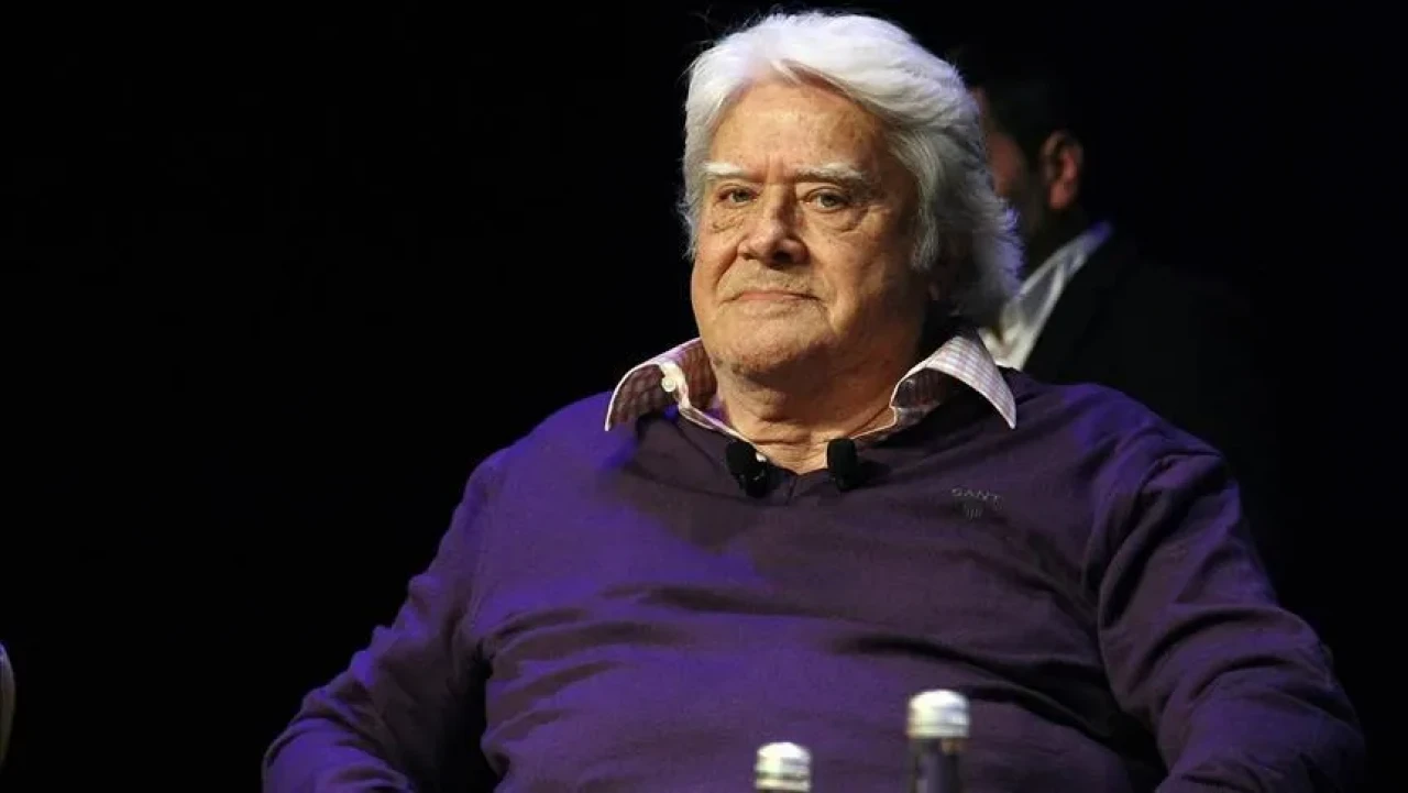 Cüneyt Arkın Kiminle Evli, Eşi Kim, Evli mi, Eşi Kaç Yaşında, Çocuğu Var mı? Cüneyt Arkın ve Torunları