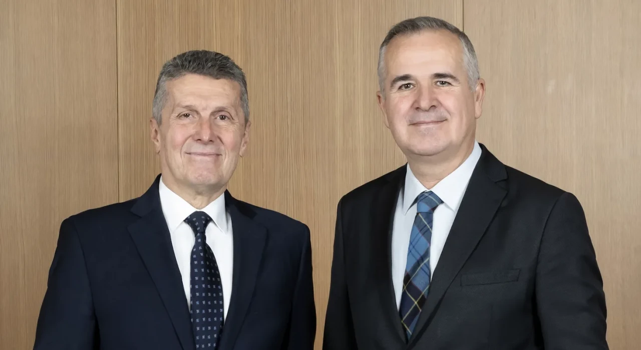 21 Yıllık Görev Sona Erdi: Güler Sabancı Bayrağı Devretti, Yeni Başkan Hayri Çulhacı Oldu!