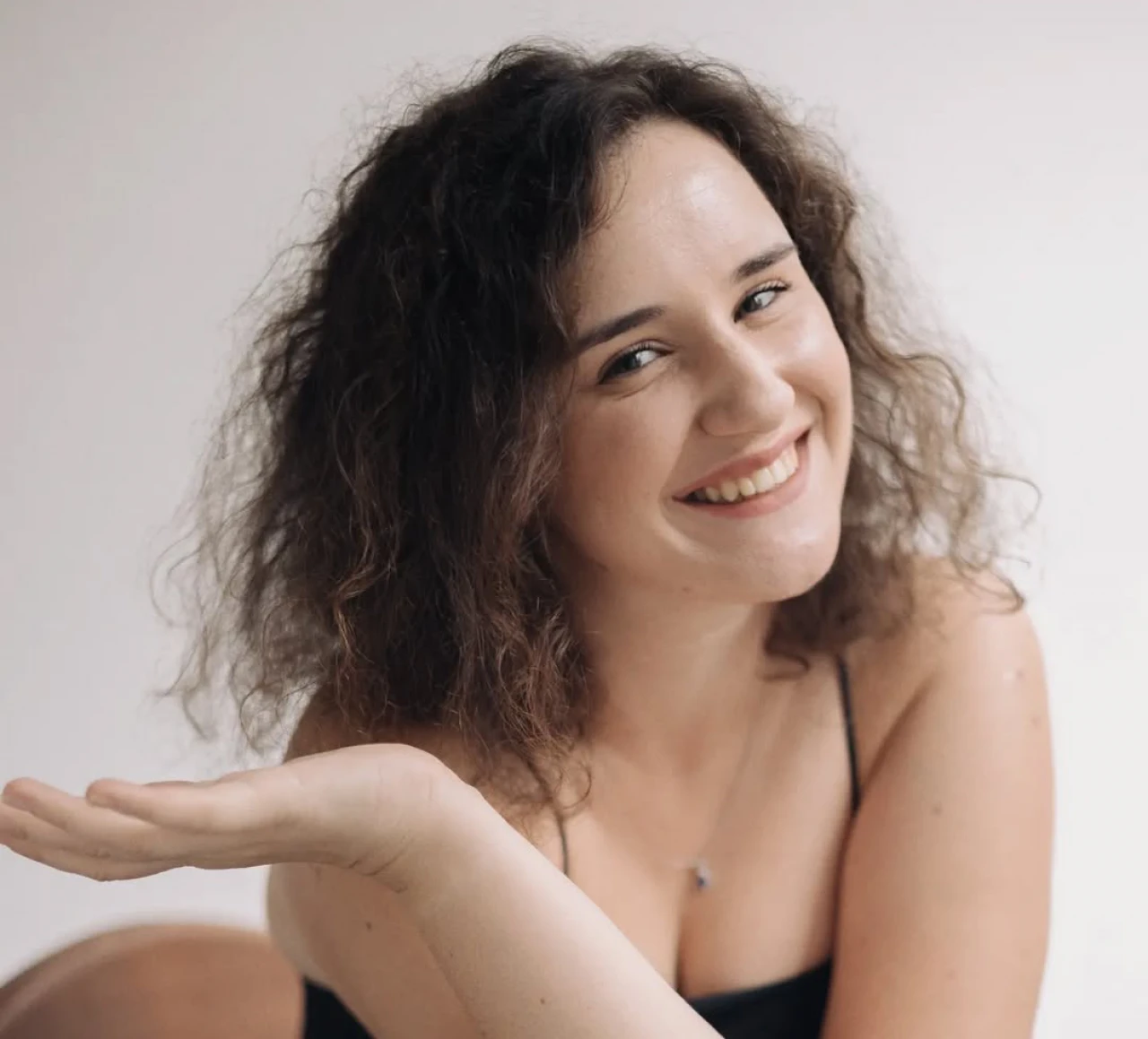 Fulden Söğüt Etik kimdir, kaç yaşında, aslen nereli, ne iş yapıyor? Kral Kaybederse Dizisinde "Emine" Karakteriyle Ekranda