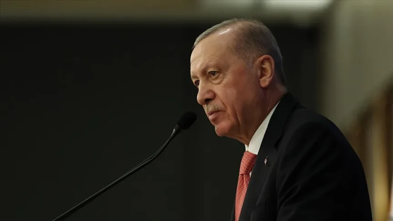 Erdoğan'dan İBB'ye sert çıkış: "Usulsüz diplomayla başladılar rüşvetle devam ettiler!"
