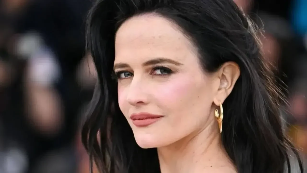 Eva Green Kimdir? Kaç Yaşında, Aslen Nereli, Evli Mi, Eşi Kim, Çocuğu var mı? Ailesi Kimdir? Oynadığı Filmler ve Diziler