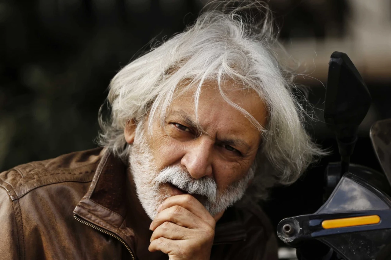 Şahin Ergüney kiminle evli, eşi kim, evli mi, eşi kaç yaşında, çocuğu var mı? Ekranların Sessiz Kahramanı