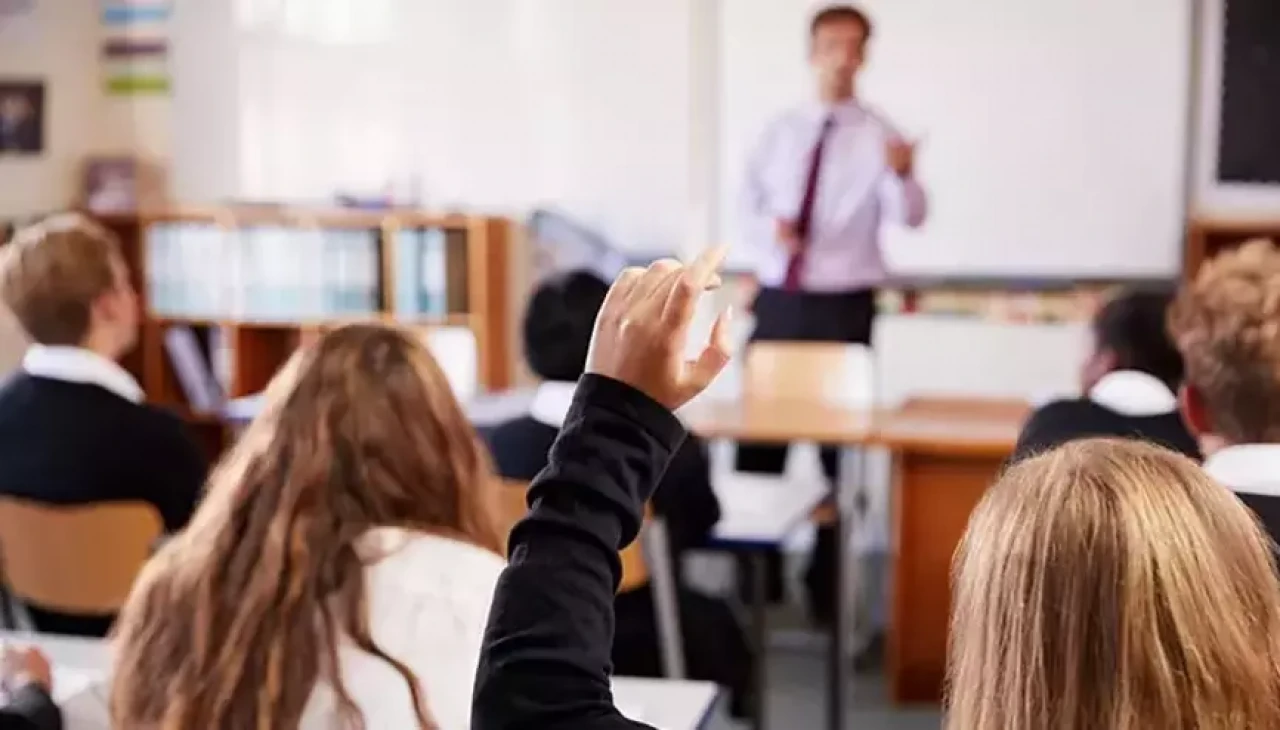 Milli Eğitim Bakanlığı harekete geçti: Velilerin cebinden habersiz para çıkamayacak!