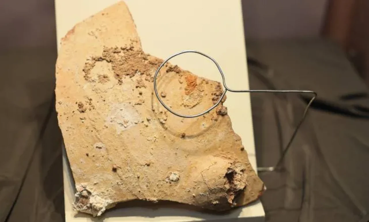 Tarihi Yeniden Yazdıracak Keşif! 3.500 Yıllık Hitit Kumaşı İlk Kez Ortaya Çıktı