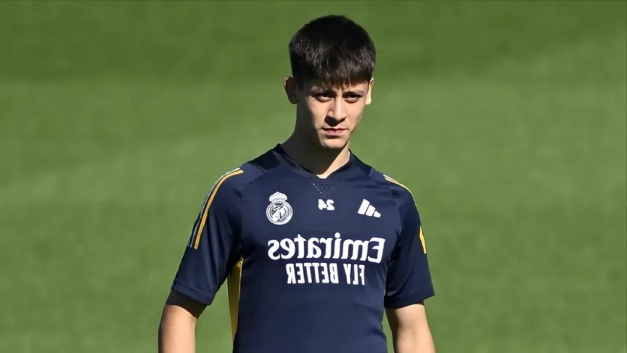 Arda Güler İçin İngiliz Devinden Çarpıcı Açıklama! Arda Güler'e Premier Lig Yolu Göründü