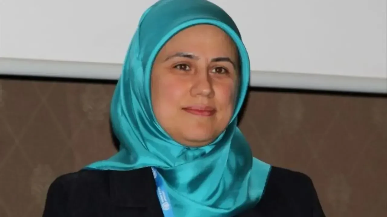 Fatma Yılmaz Meriç Kiminle Evli, Çocukları, Annesi, Babası, Aslen Nereli, Evli Mi, Eşi Kim? Kızılay’ın İlk Kadın Başkanı Hakkında Merak Edilenler