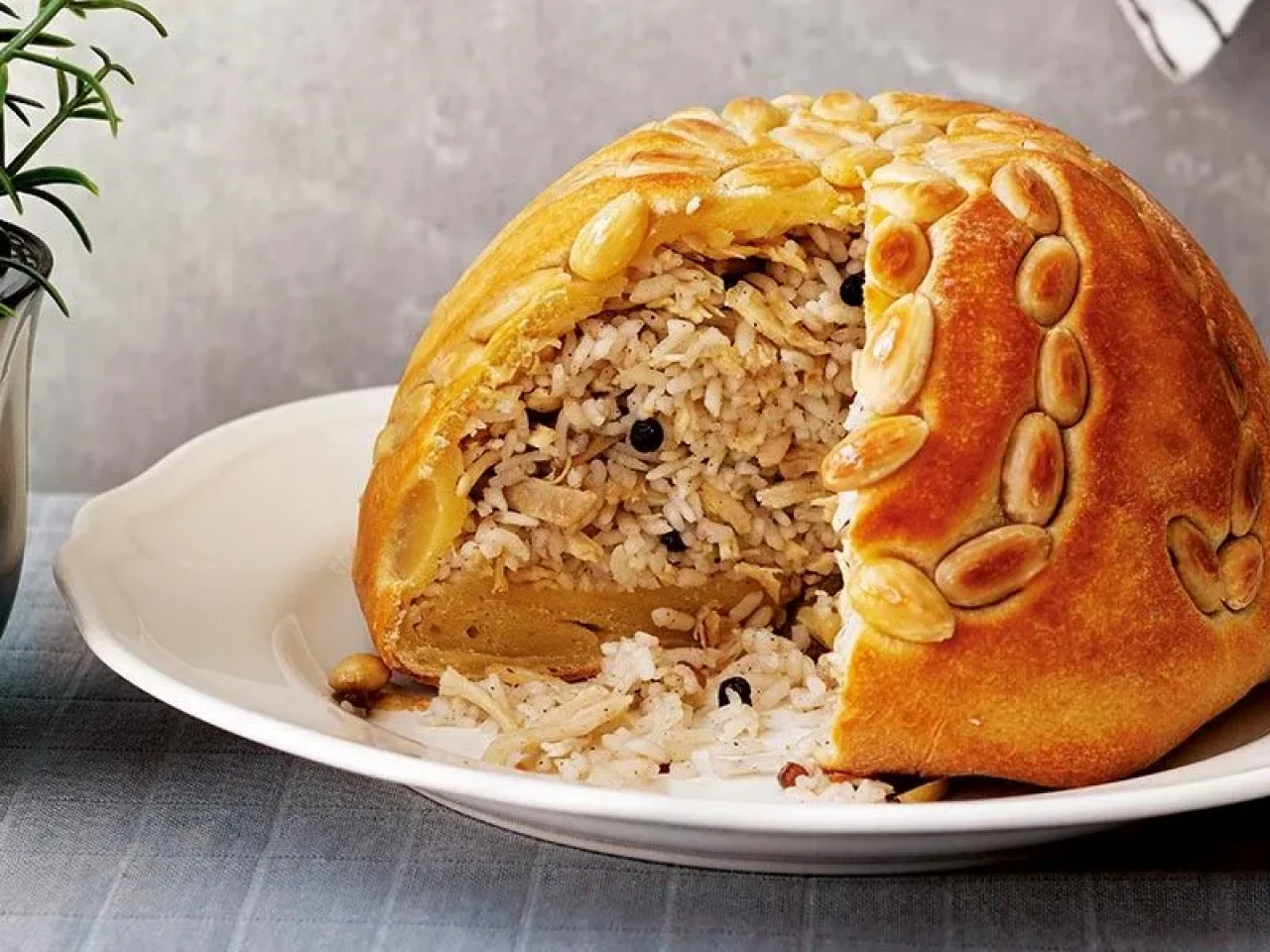 Lezzet Şöleni: Siirt’in Meşhur Perde Pilavı Tarifiyle Mutfağınızı Şenlendirin!