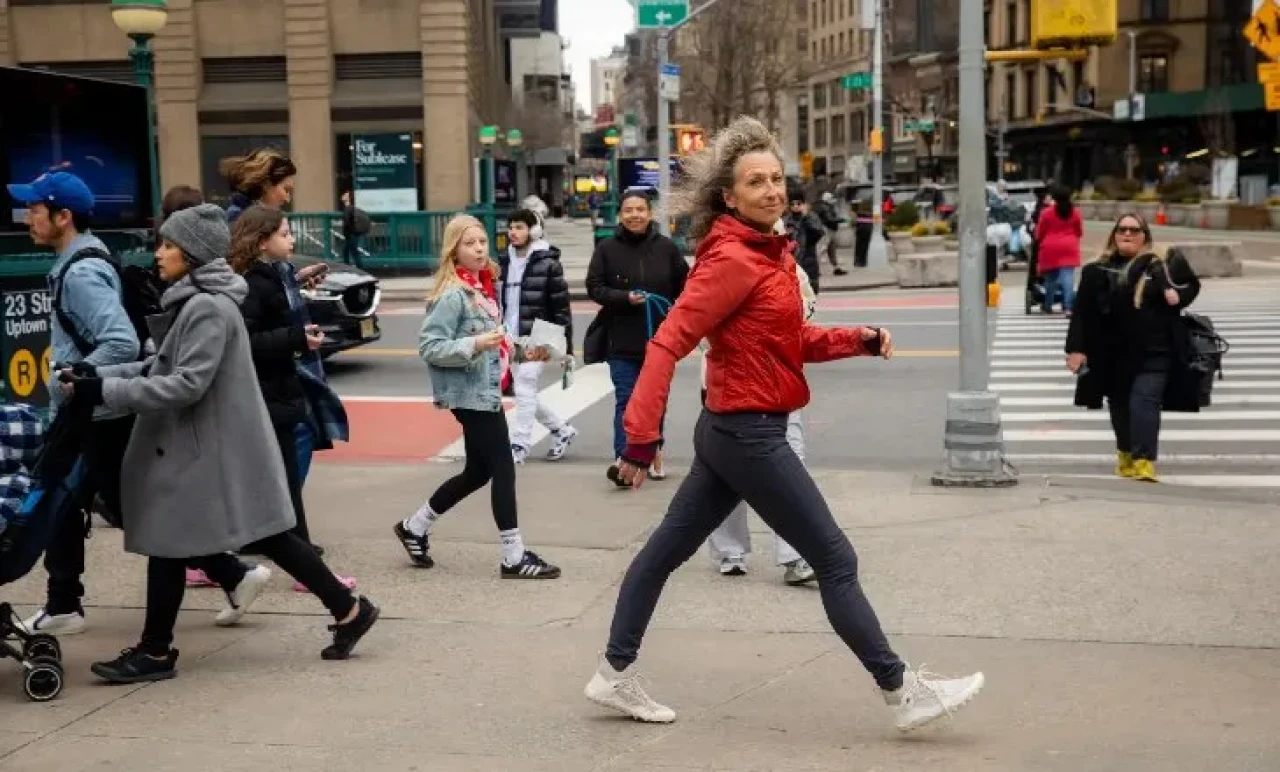Her Gün Yürüyorsunuz Ama Hâlâ Zayıflayamıyor Musunuz? Nedeni Bu 4 Büyük Hata Olabilir!
