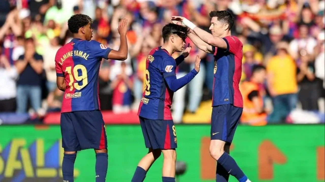 Barcelona'dan Gol Şovu: Lewandowski Parladı, Girona'ya Fark Attılar!