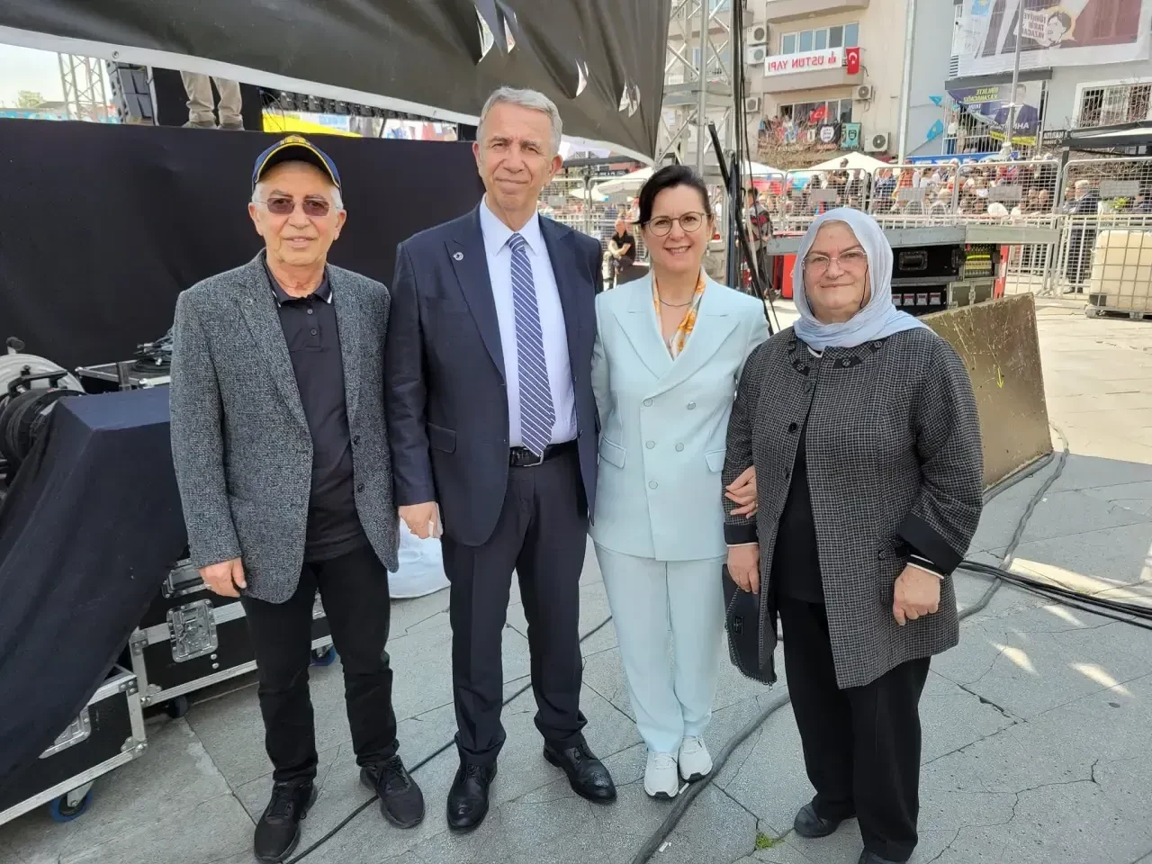 Alaaddin Yavaş Kimdir? Kaç Yaşında, Aslen Nereli, Mansur Yavaş'ın Neyi Oluyor, Evli Mi, Eşi Kim, Çocukları Kimler?