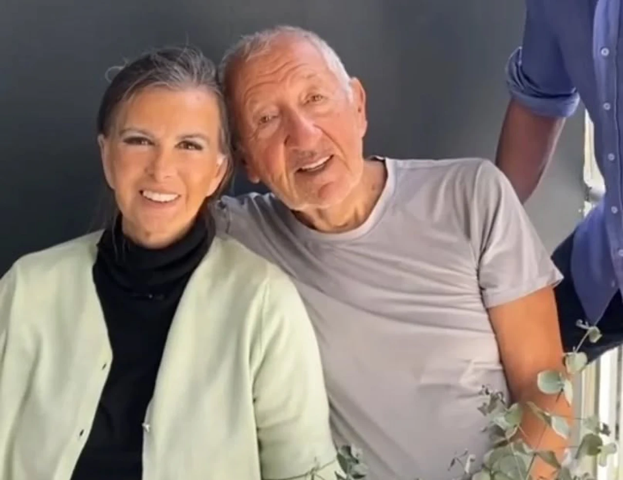 Filiz Akın'ın Eşi Sönmez Köksal Kimdir, Nereli, Kaç Yaşında, Ne Zaman Evlendiler, Mesleği Ne?