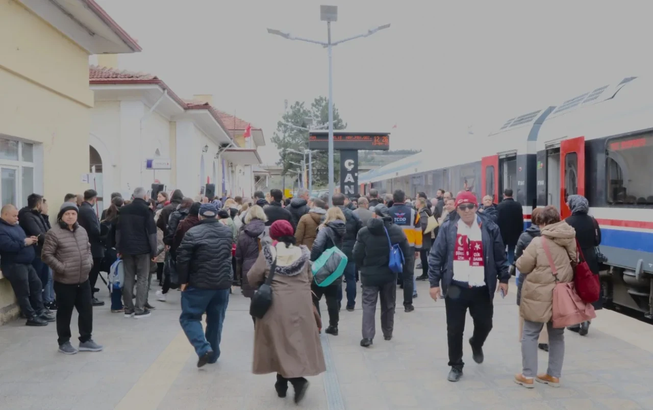 Turistik Tuz Ekspresi Yeni Sezon Seferlerine Başladı: Çankırı’da Tarih ve Kültür Yolculuğu