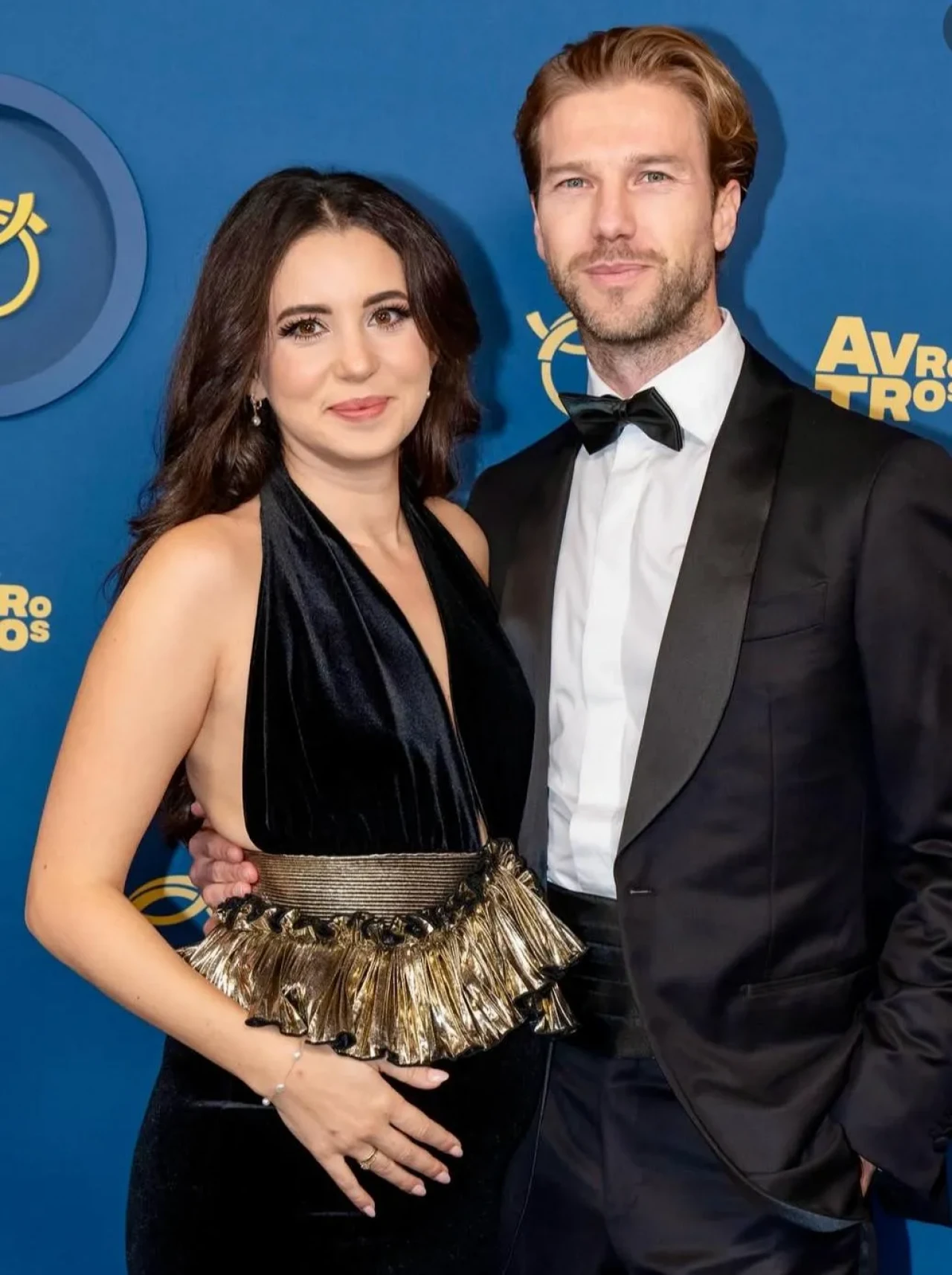 Karsu Anne Oldu! Oğlunun Adını Açıkladı İlk Kareler Sosyal Medyada Paylaşıldı