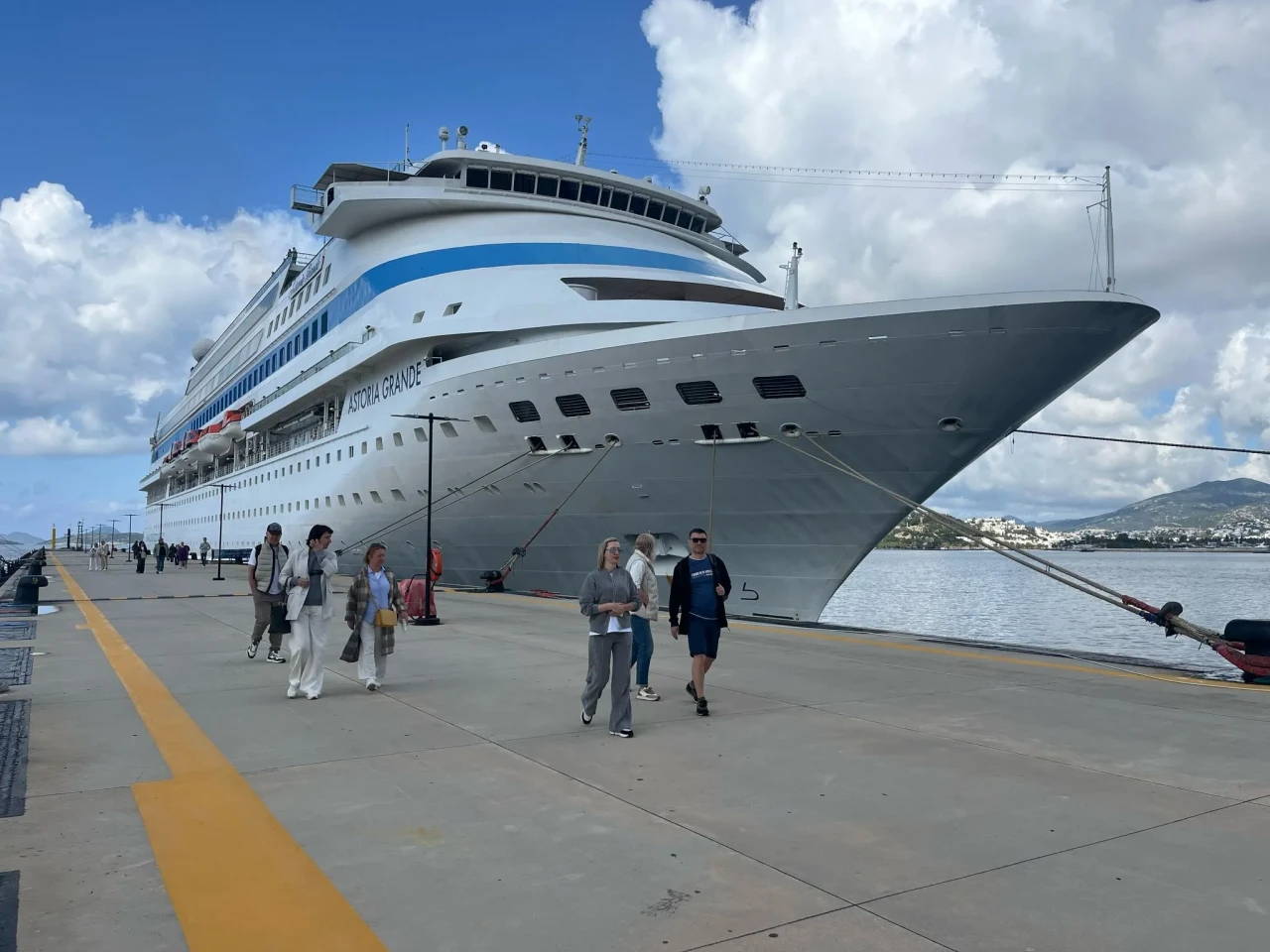 Bu Sezon Rekorlarla Geliyor: 120 Kruvaziyer Gemi Bodrum’a Demir Atacak