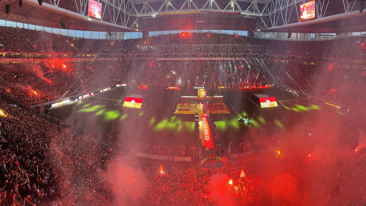 Galatasaray’dan Seyir Zevkini Artıracak Stadyum Hamlesi: Yeni Sezonla Birlikte Yepyeni Bir Atmosfer