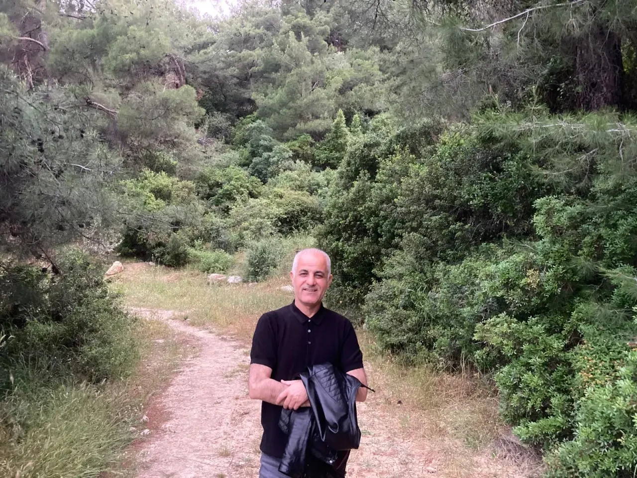 CHP İzmir Delegesi Hatip Karaarslan Kimdir? Kaç Yaşında, Aslen Nereli? Evli mi, Alevi mi, Çocukları Var mı, Eşi Kim?