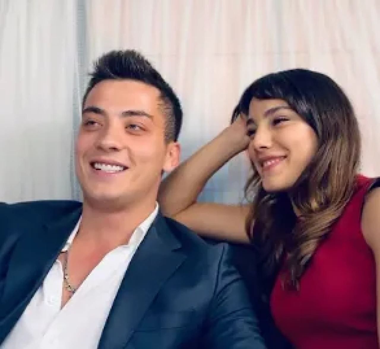 Atakan Özkaya’dan Dilin Döğer İddialarına Yanıt: “Enerjimiz Tuttu Ama Aşk Yok”