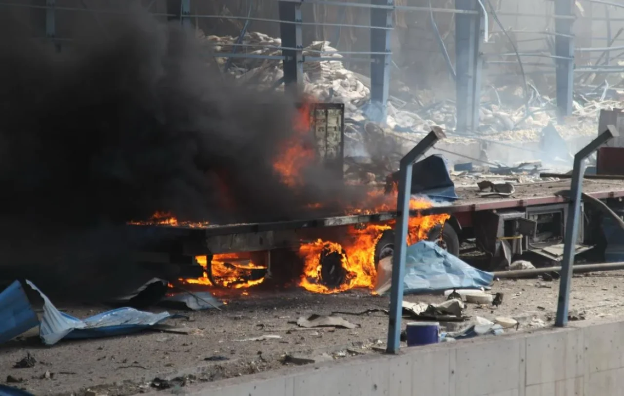 İran'da Bender Abbas Limanı'ndaki Patlamada Yaralı Sayısı 516'ya Yükseldi