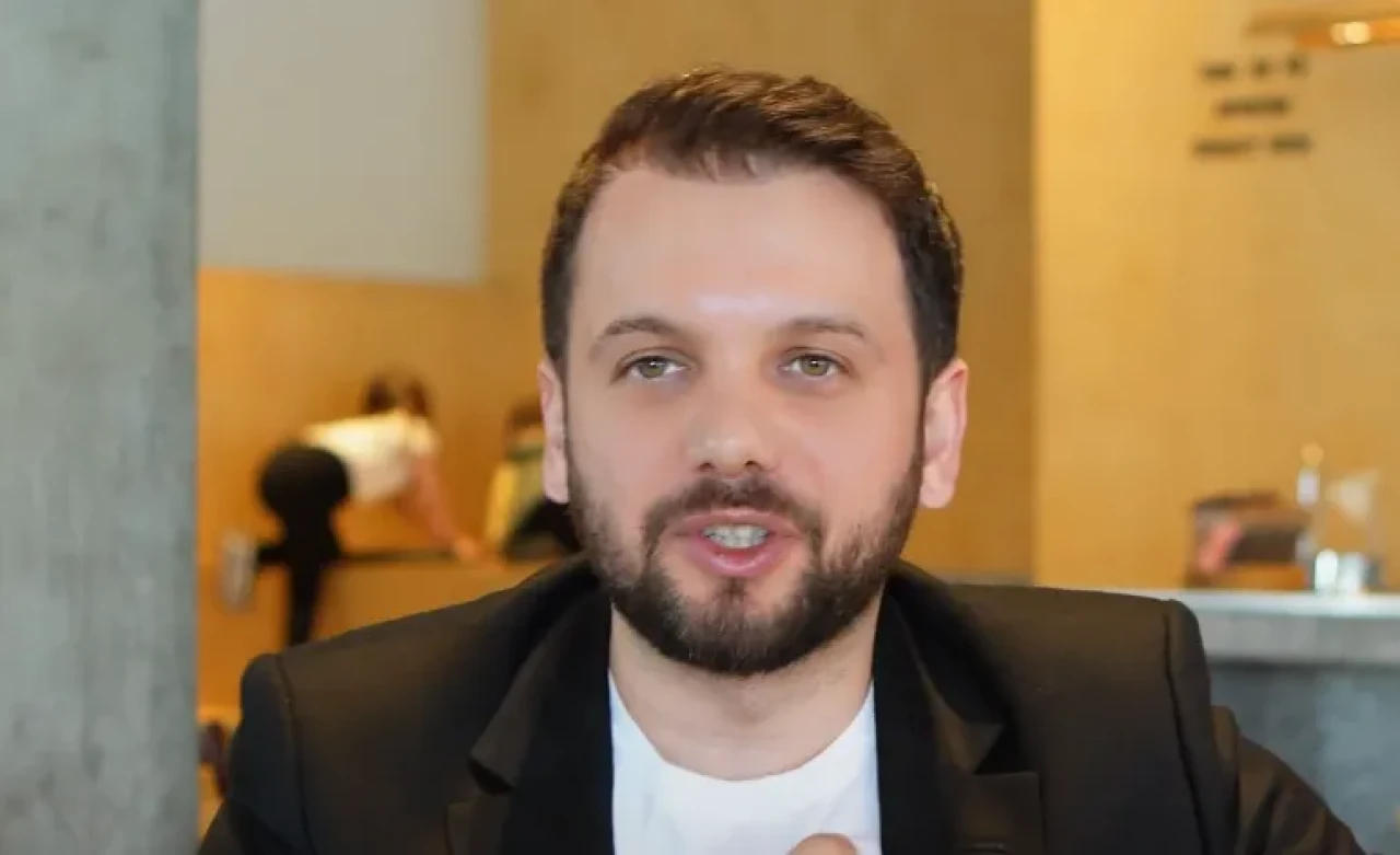 Taha Hüseyin Karagöz Burcu, Kimdir, Kaç Yaşında? Kiminle Evli, Eşi Kim, Hangi Gazete Yazıyor, Ne İş Yapıyor? Hayatı ve Kariyeri