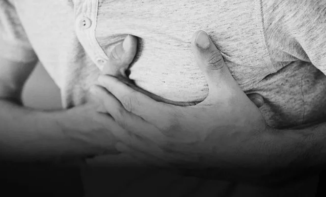 Kalp Krizi Geçiren Birine Ne Yapmalıyız? Uzmandan Hayat Kurtaran Altın Tavsiyeler!