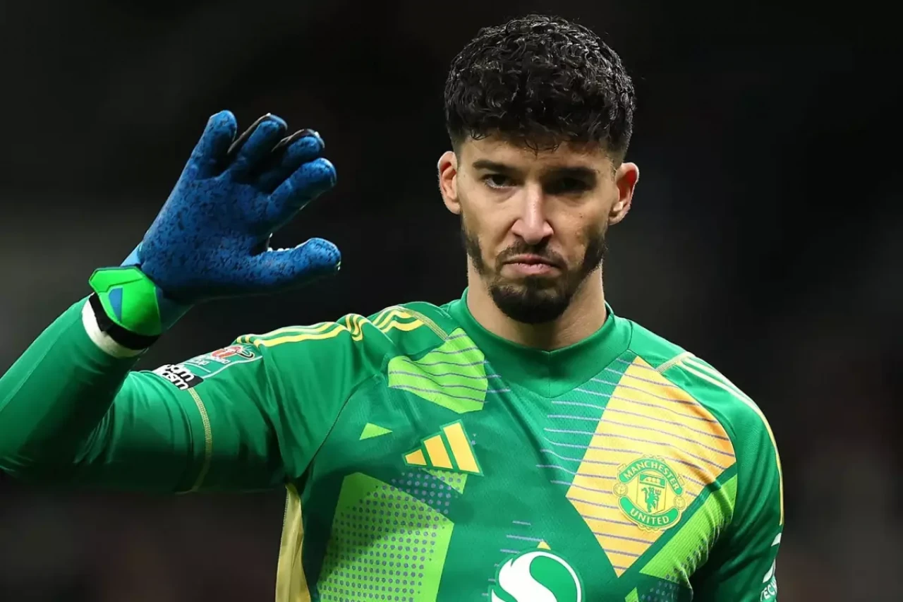 Altay Bayındır'ın Kabus Gibi İlk Maçı: Manchester United, Newcastle Deplasmanında Dağıldı!